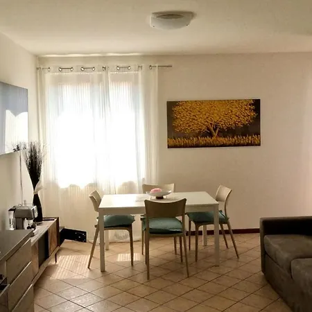 Apartamento Con Piscina A