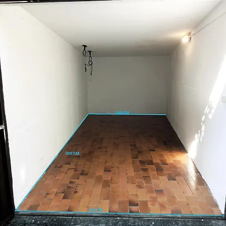 Con Piscina A Apartamento