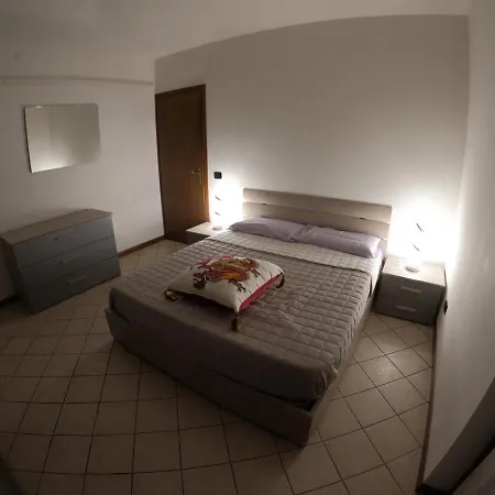 Apartment Con Piscina A